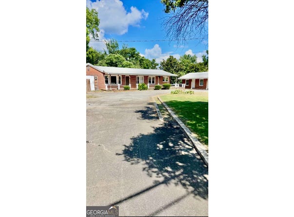 103 E Main Street, Irwinton, GA 31042