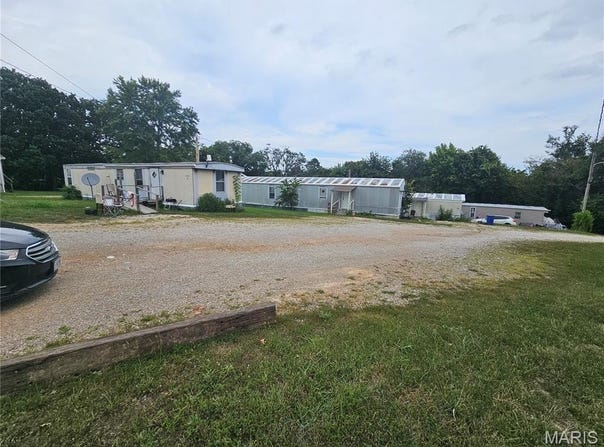 568 & 572 HIGHWAY Y, St Robert, MO 65584