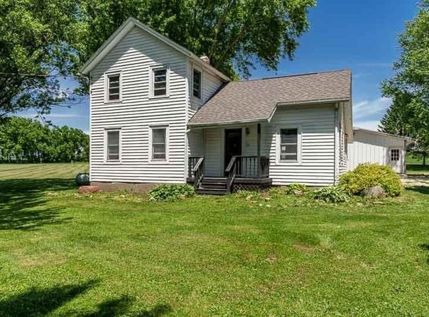 10341 E Creek Road, Clinton, WI 53525