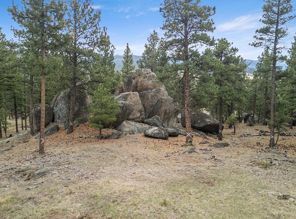 15 Old Abe Road, Clancy, MT 59634
