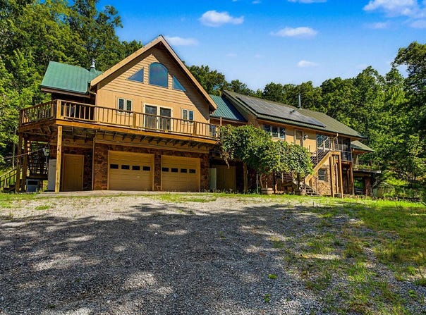 1231 Vardy Blackwater Rd, Sneedville, TN 37869