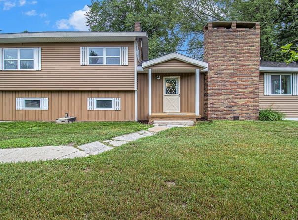 5801 E Garfield Road, Hesperia, MI 49421