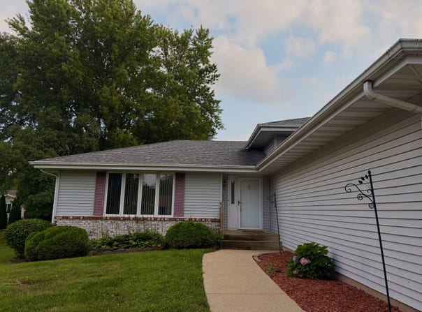 2215 Wheatland Terrace, FREEPORT, IL 61032