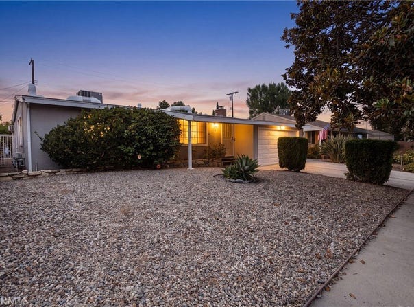 8636 Ranchito, Panorama City, CA 91402