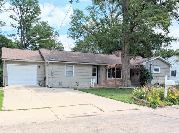 202 North Lane, Albert Lea, MN 56007