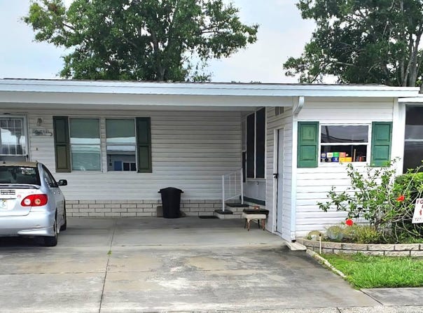 1001 STARKEY RD, Largo, FL 33771