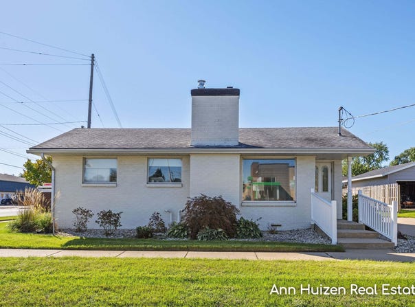 343 S State Street, Sparta, MI 49345