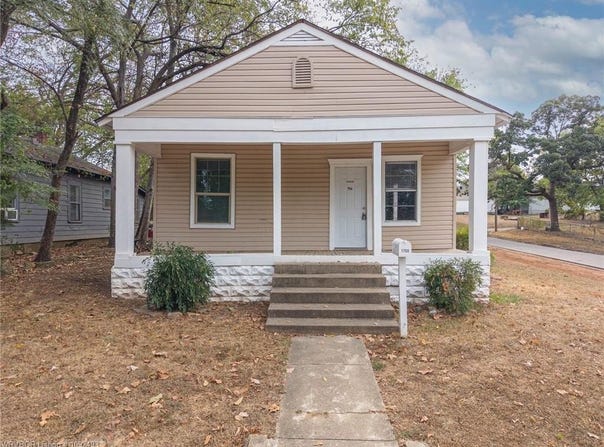1700 S Q ST, Fort Smith, AR 72901