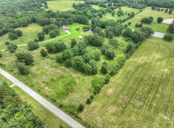 State Line Road, Seneca, MO 64865