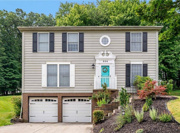 806 Boulder Drive, Bethel Park, PA 15102