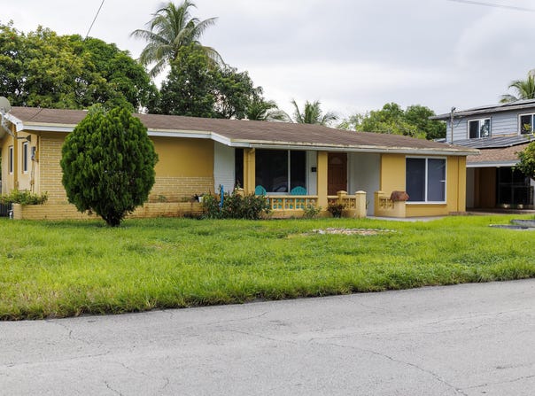 7654 GRANADA Boulevard, Miramar, FL 33023