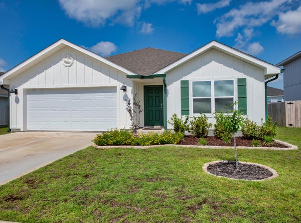 338 Flounder Street, Crestview, FL 32539