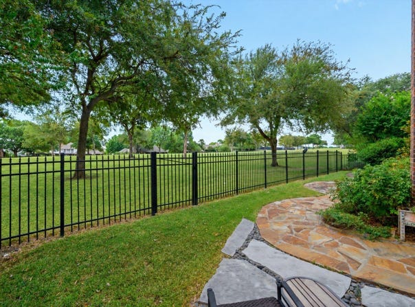 2005 Hillcrest Court, McKinney, TX 75072