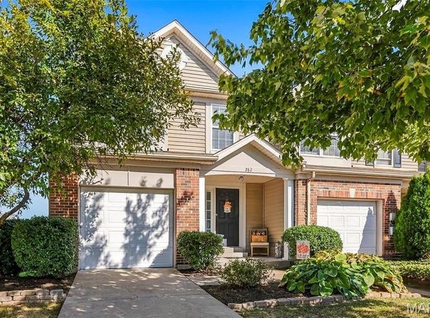 282 Le Beau Lane, St Charles, MO 63303