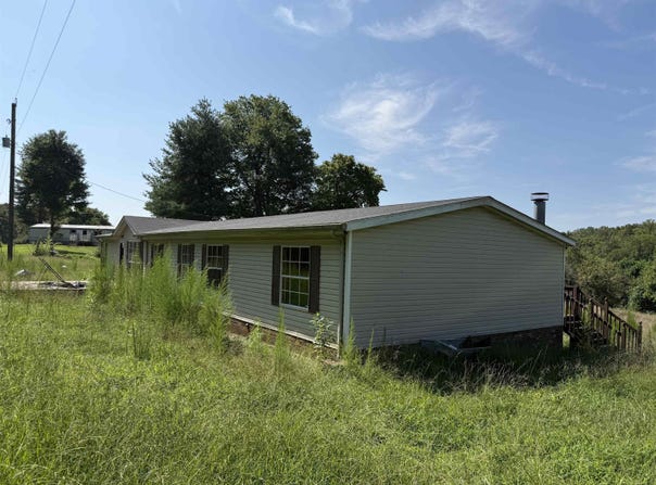 140 Shade Tree Lane, Stuart, VA 24171