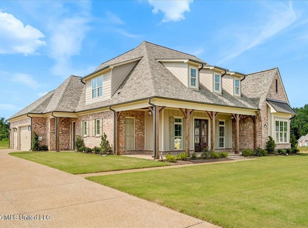 4183 Edison Drive, Nesbit, MS 38651
