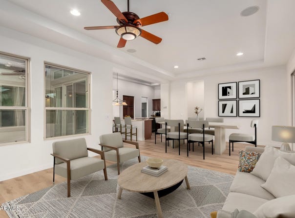 882 E LADDOOS Avenue, Queen Creek, AZ 85140
