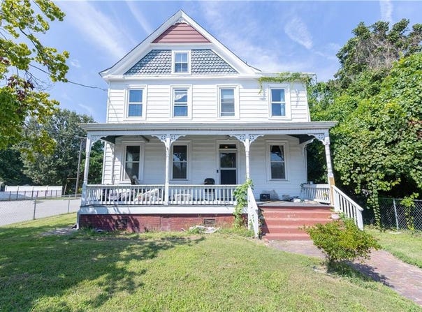 901 E Pembroke Avenue, Hampton, VA 23669