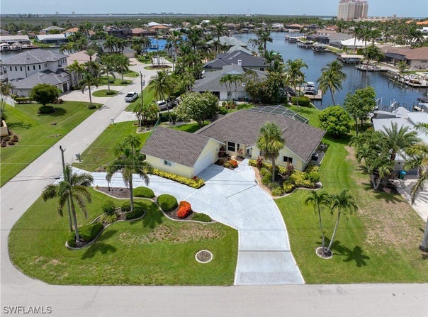 5514 SW 9th Avenue, Cape Coral, FL 33914
