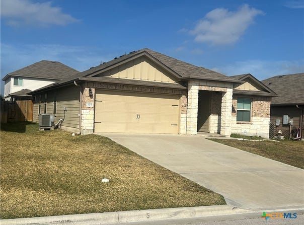 104 Green Jay Drive, Jarrell, TX 76537