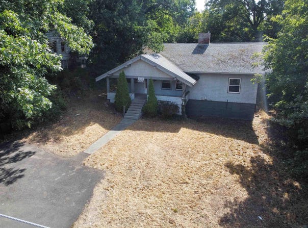 960 NE Maple St, Pullman, WA 99163
