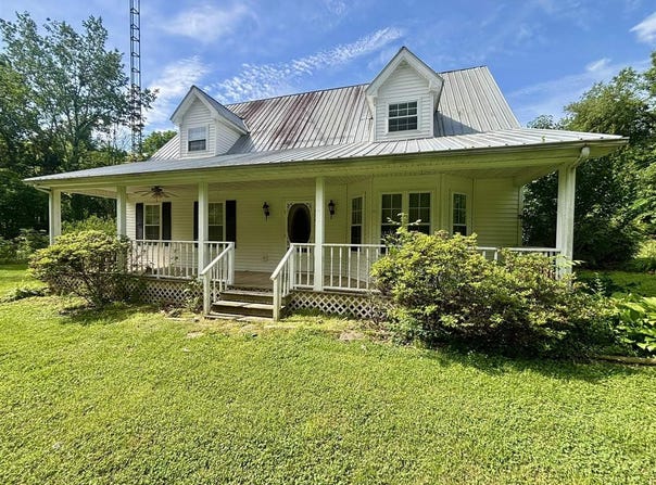 374 Largemouth Drive, Scottsville, KY 42164