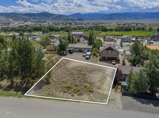 420 E Topaz Avenue, Granby, CO 80446