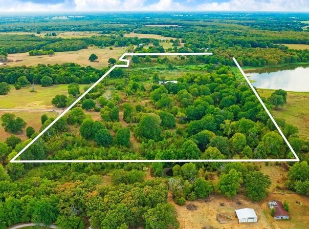 1713 County Road 43500, Paris, TX 75462