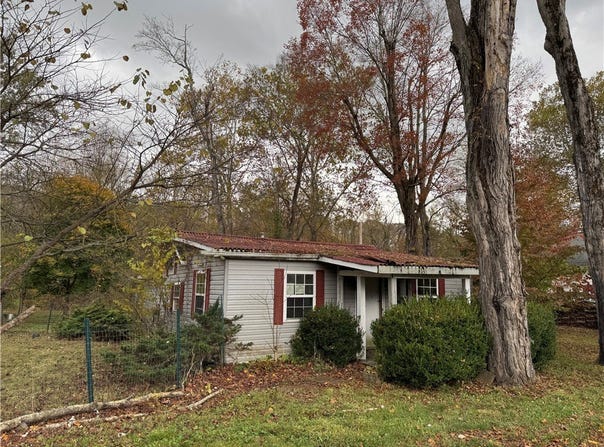 333 Green Acres Lane, Ligonier Twp, PA 15658