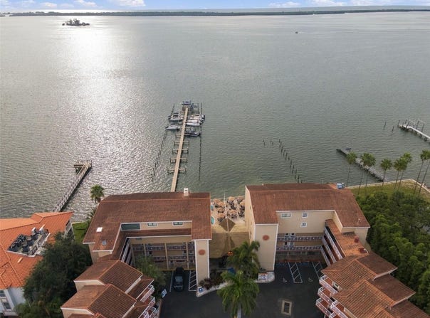 1420 BAYSHORE Boulevard, DUNEDIN, FL 34698