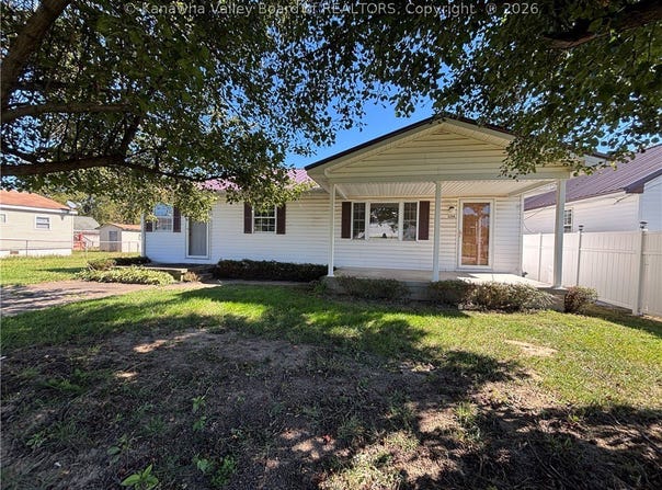 3208 Howard Avenue, Point Pleasant, WV 25550