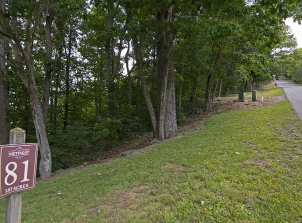 White Rock Trail, Caldwell, WV 24925