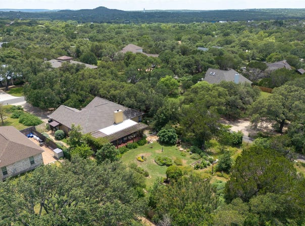 35 Brookmeadow Dr, Wimberley, TX 78676