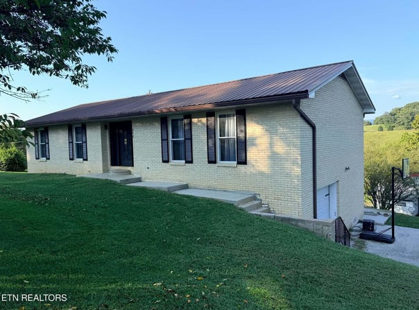 212 Norfolk Circle, Harrogate, TN 37752