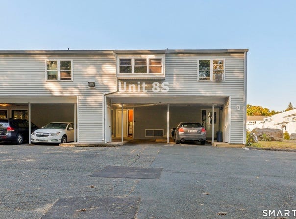50 E Hill Road, Canton, CT 06019