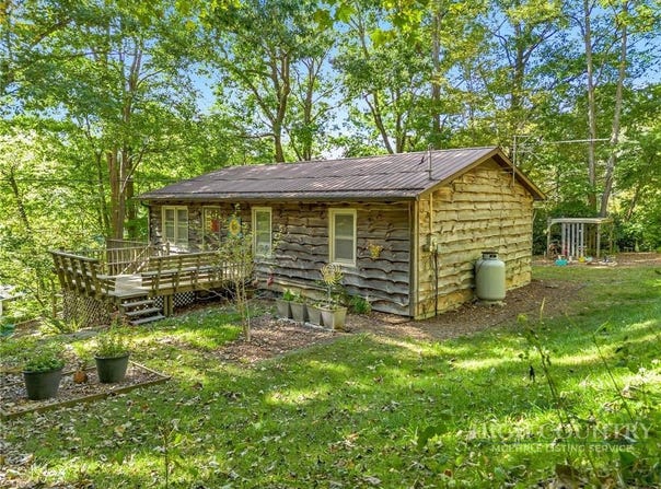 467 Greer Lane, Vilas, NC 28692