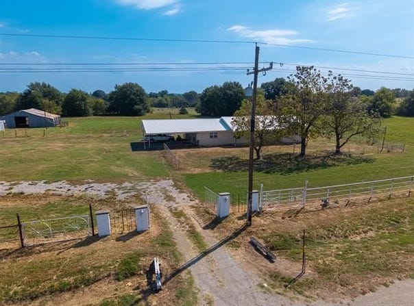 17248 Lake Highway, Coalgate, OK 74538