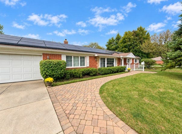 3843 Springdale Avenue, Glenview, IL 60025