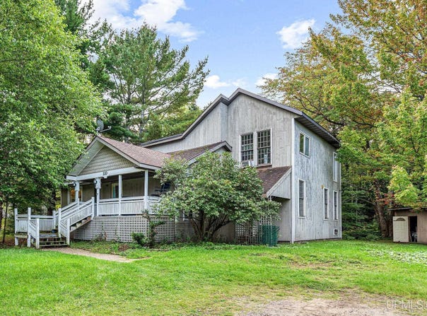 110 Basal Road, Marquette, MI 49855