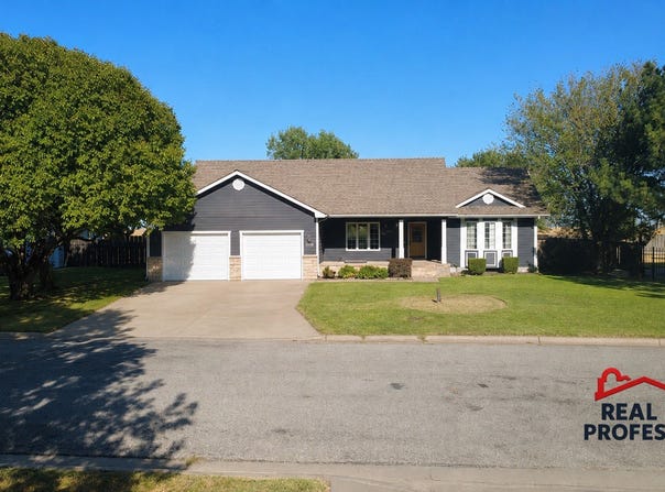 2012 Cactus Road, Dodge City, KS 67801