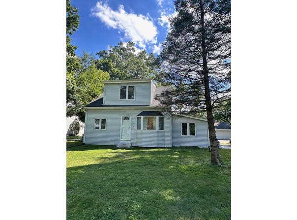 1802 Evans Avenue, Valparaiso, IN 46383