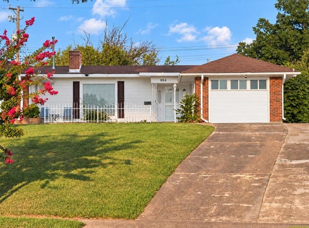 964 HAWTHORNE St, Memphis, TN 38107