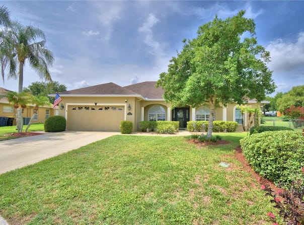 112 WATERVIEW Circle, AUBURNDALE, FL 33823