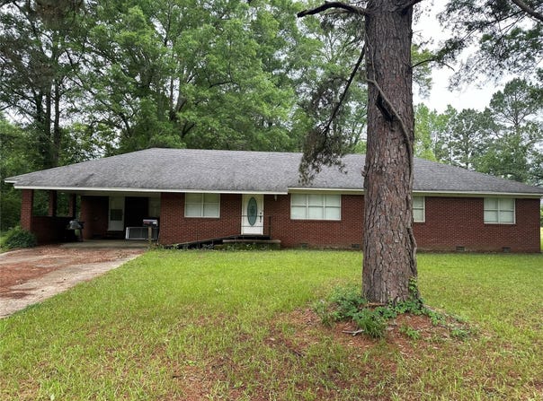 894 Percy Burns Road, Springhill, LA 71075
