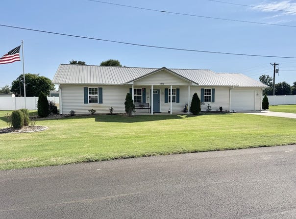 3936 D Street, Malden, MO 63863