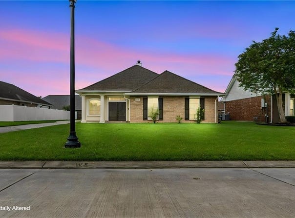 114 PORTRUSH Drive, Laplace, LA 70068