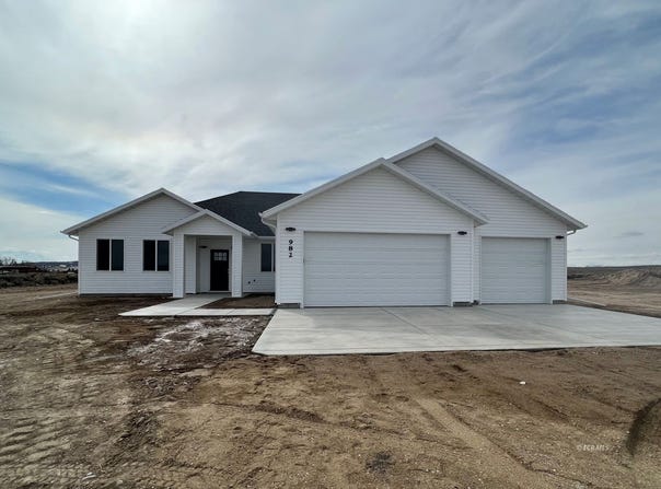 Crest Drive lot: B4, Spring Creek, NV 89815