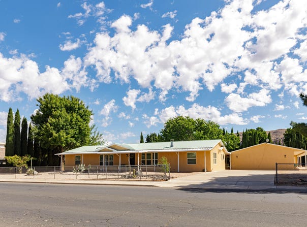 889 S 700 W, Hurricane, UT 84737