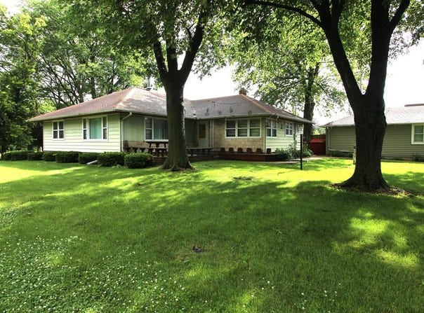 720 1st Ave., Somers, IA 50586