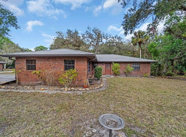 780 Oklahoma Avenue, Labelle, FL 33935